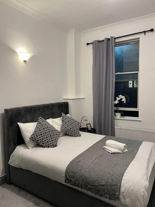 1 Bedroom Flat In Kings Cross! London Eksteriør bilde